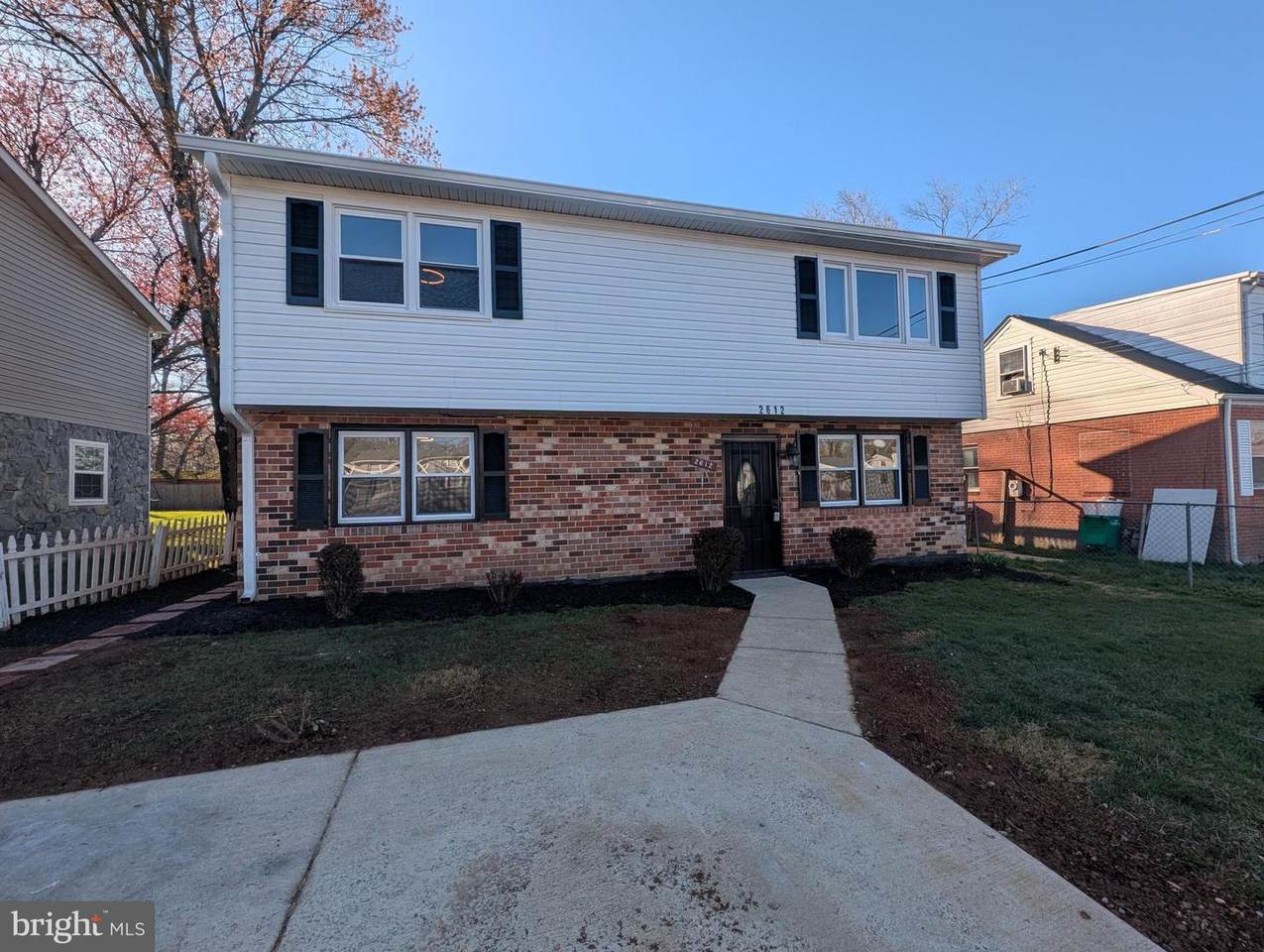 2612 Phelps Avenue - Photo 1