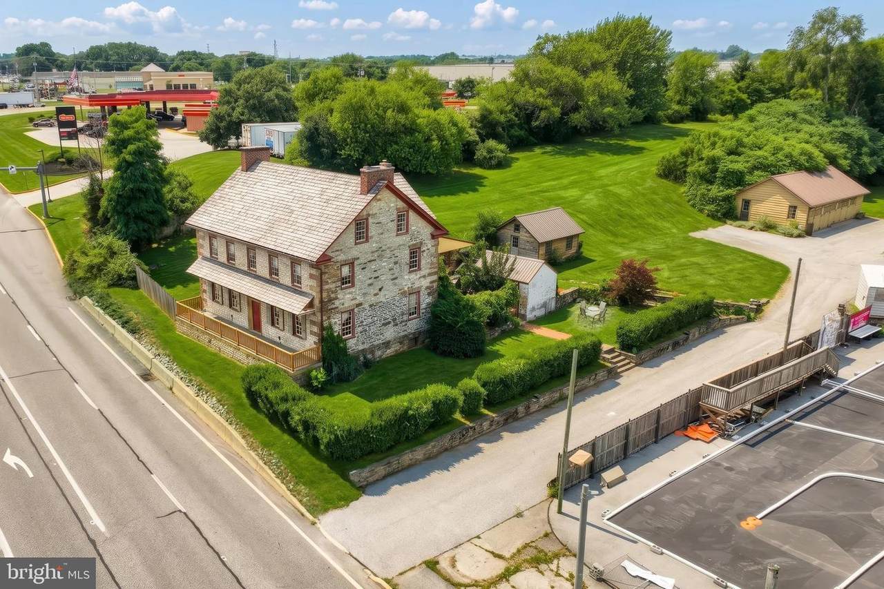 4415-A Market Street - Photo 1