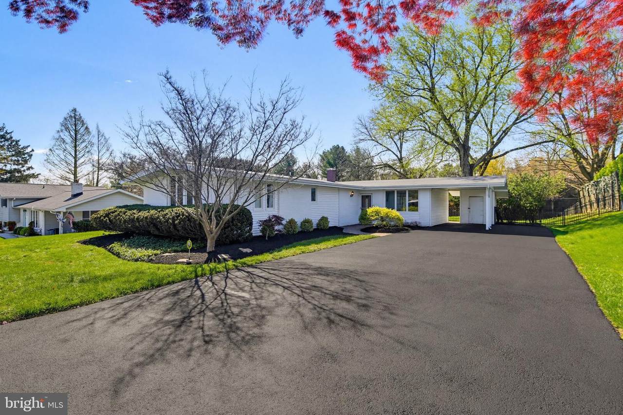 3415 Manor Hill Road - Photo 1