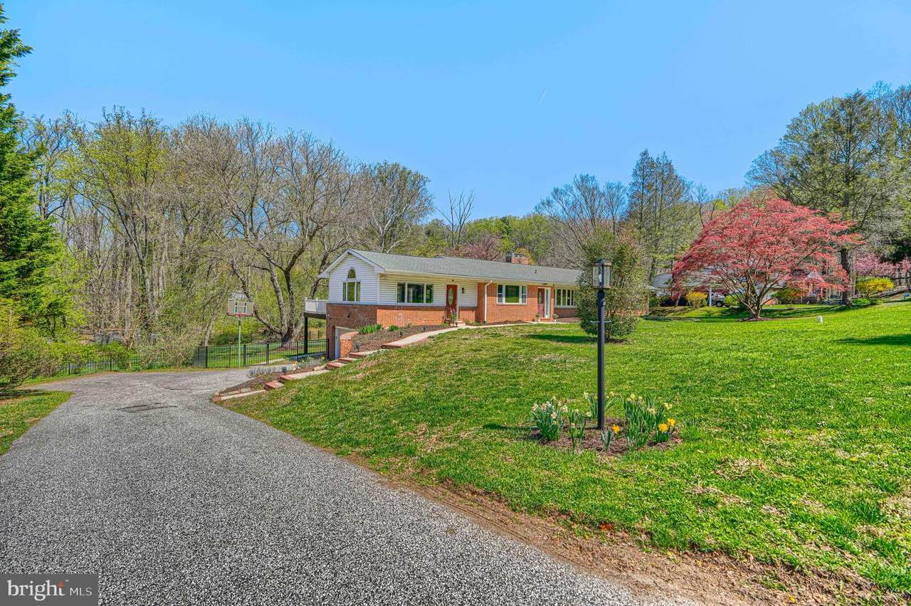 802 Stone Barn Road - Photo 1