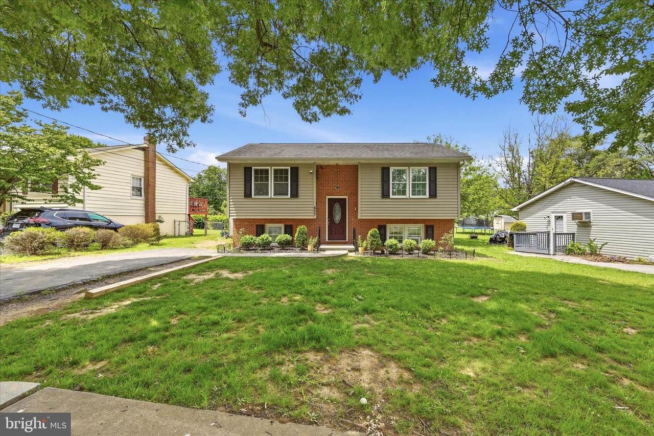605 Dunlap Street - Photo 1