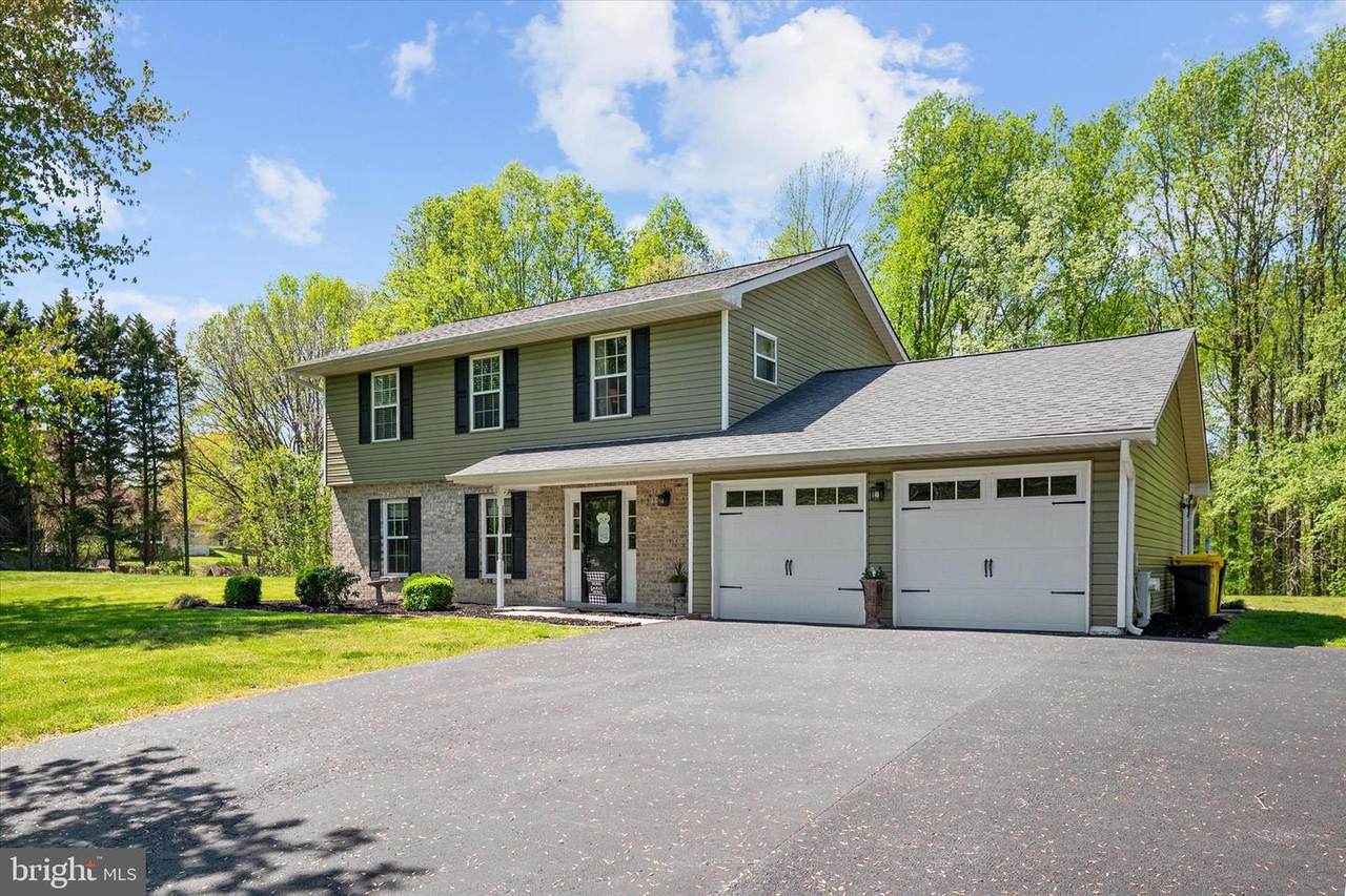 6310 Woodcrest Drive - Photo 1