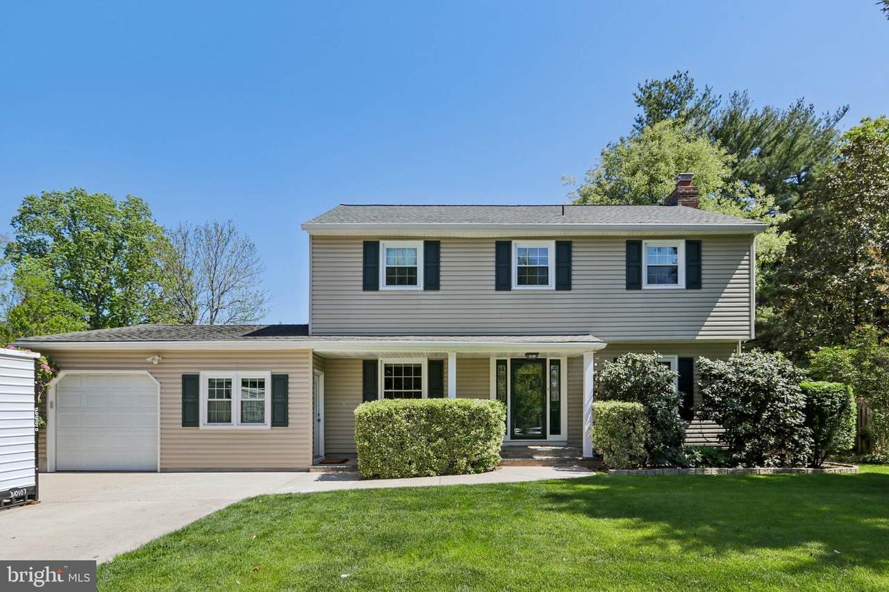 2700 Princeton Pike - Photo 1