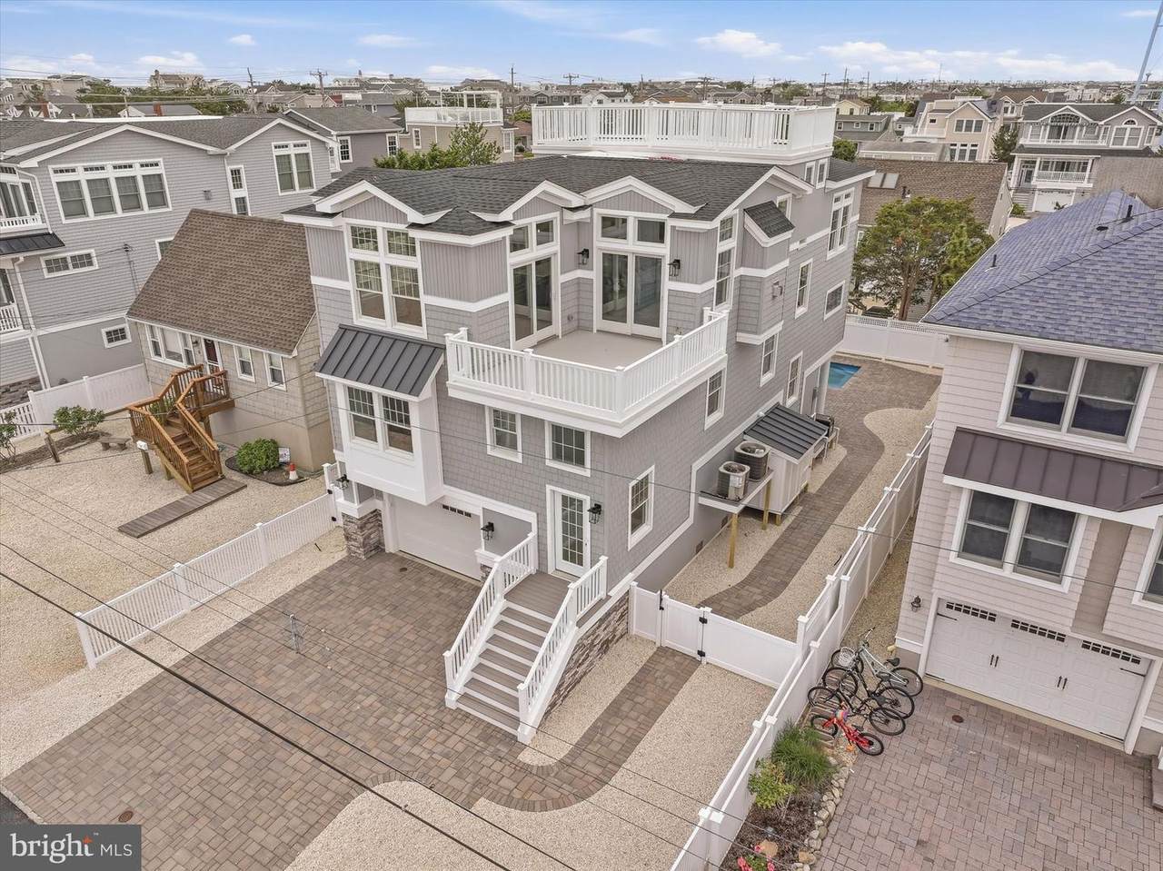 10 Kirkland Avenue - Photo 1