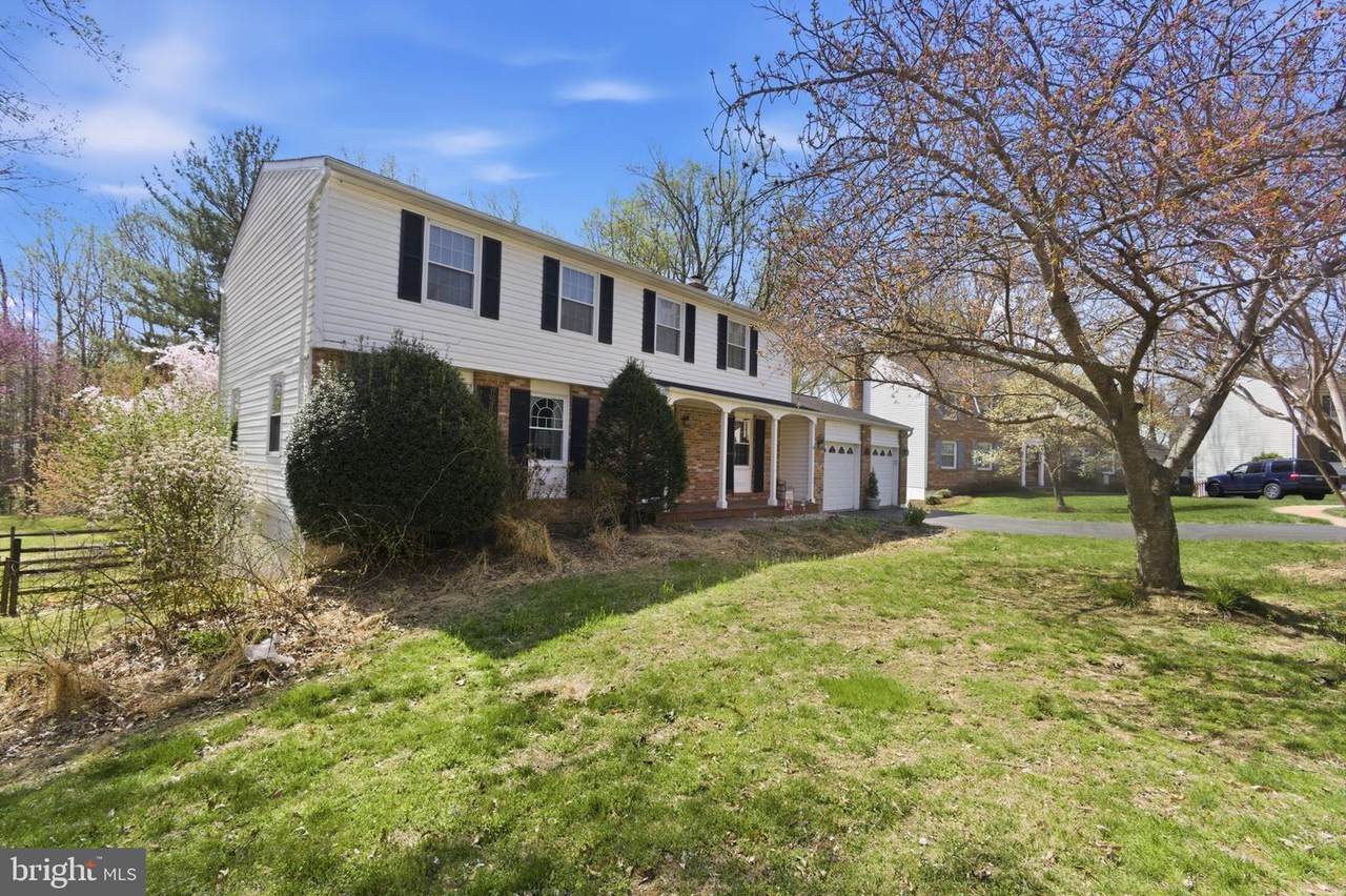9301 Willow Pond Lane - Photo 1