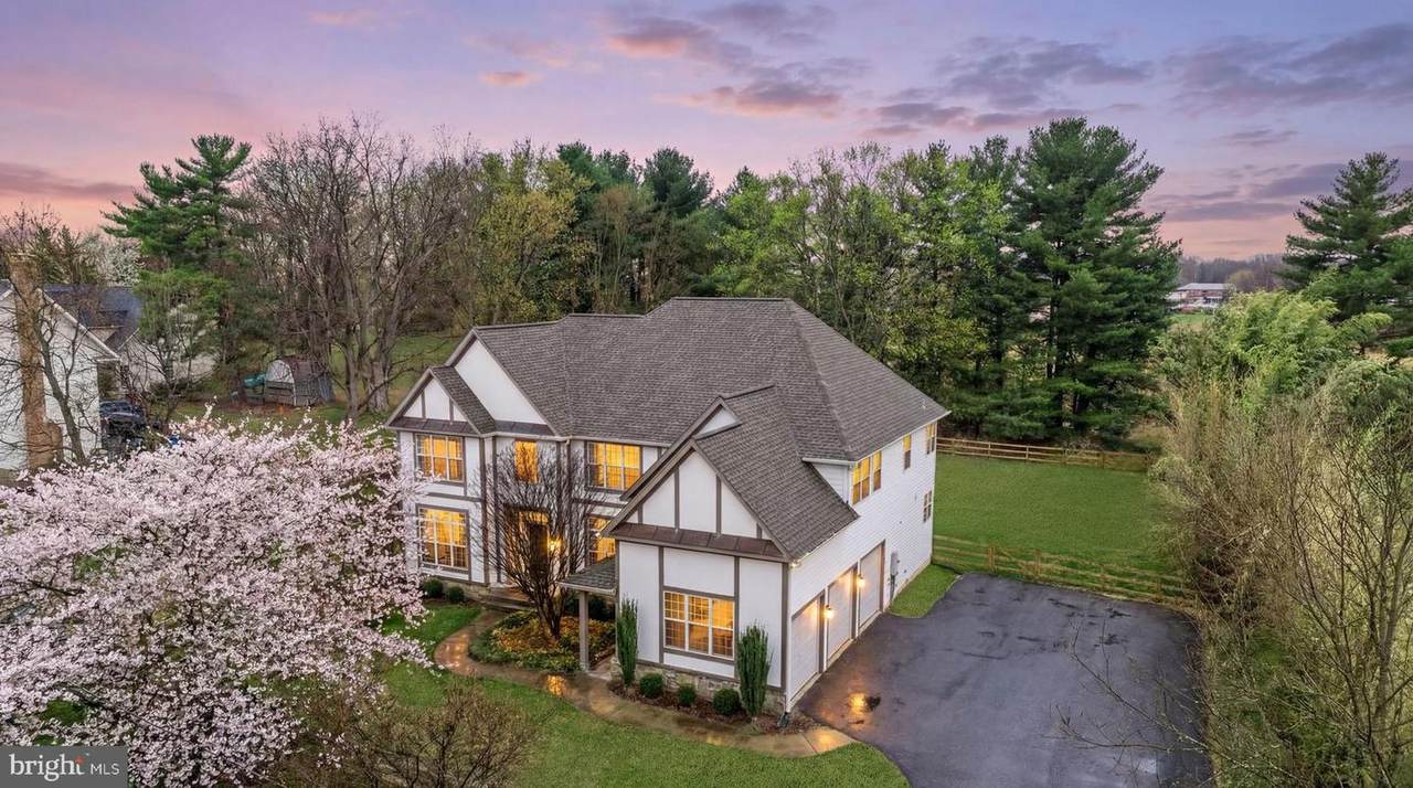 14209 Seneca Road - Photo 1