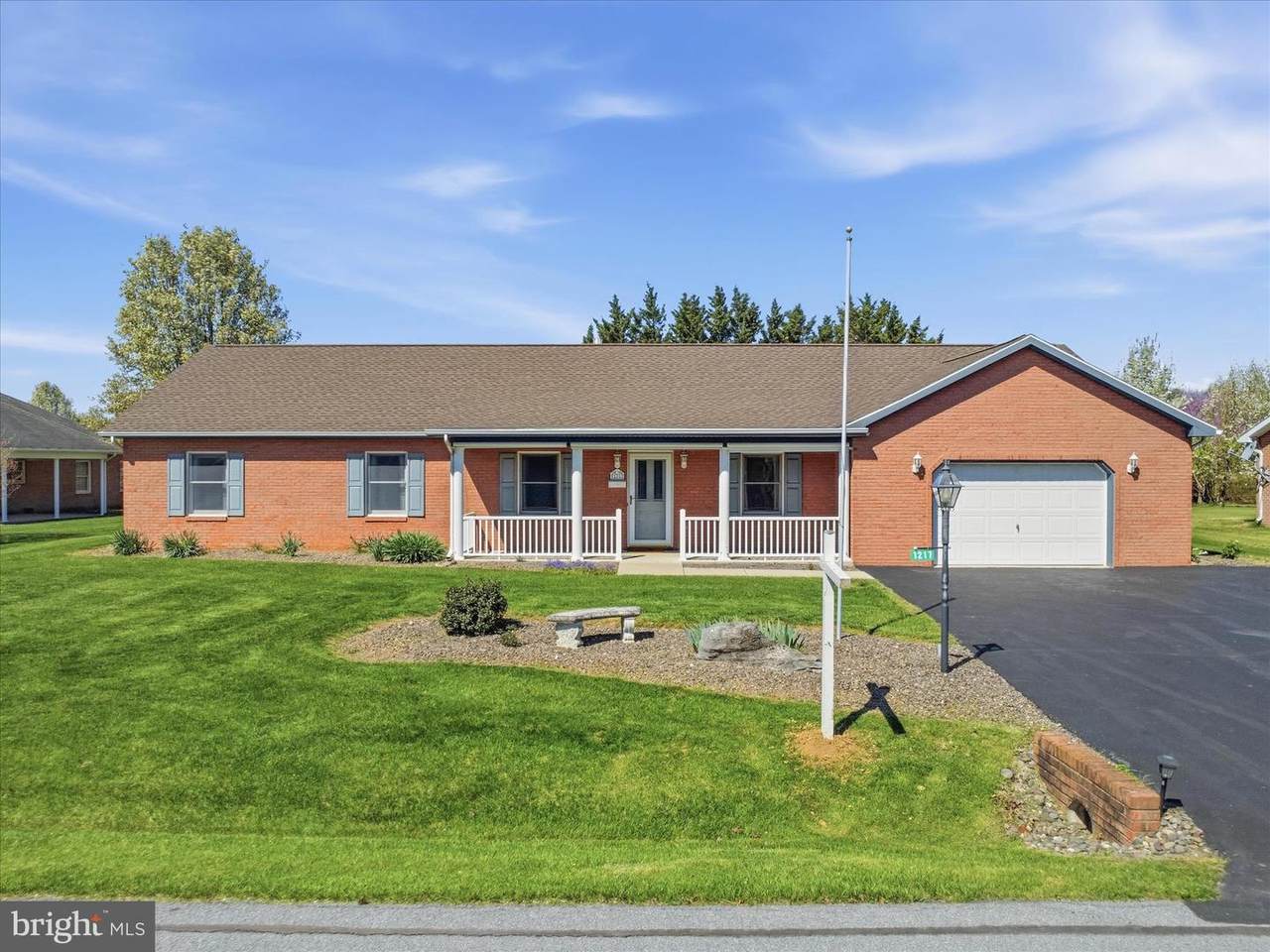 1217 South Pointe Drive - Photo 1