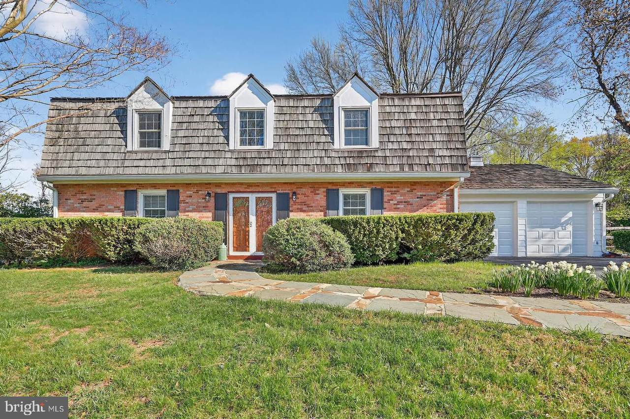 3713 King William Drive - Photo 1