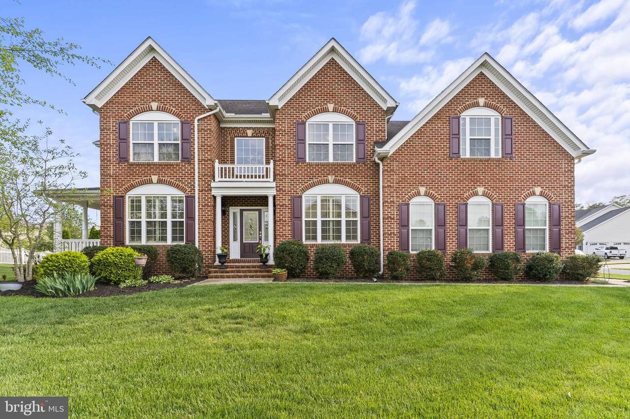 41389 Holiday Court - Photo 1