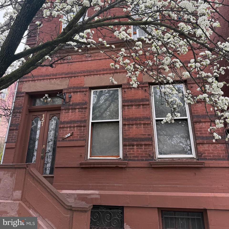 151 Susquehanna Avenue - Photo 1
