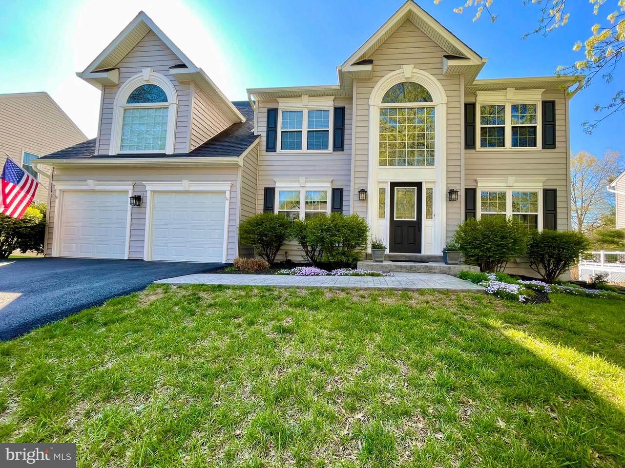 6110 Fieldcrest Drive - Photo 1