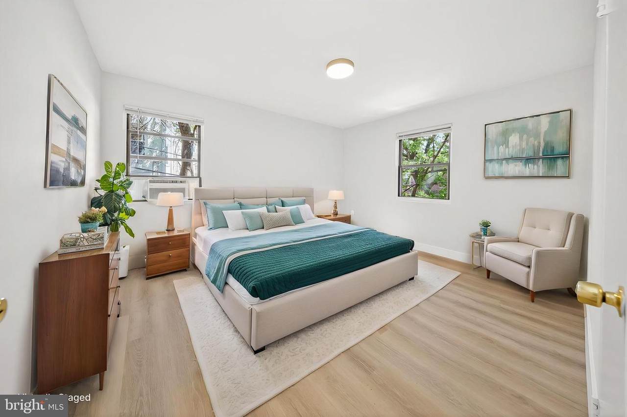 1631 6TH Street - Photo 1