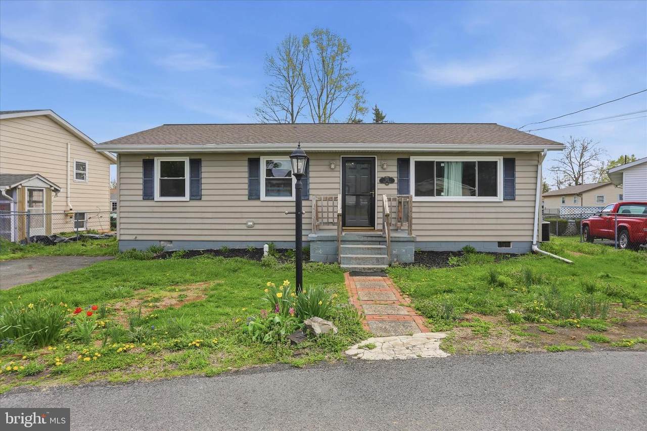 105 Marl Drive - Photo 1