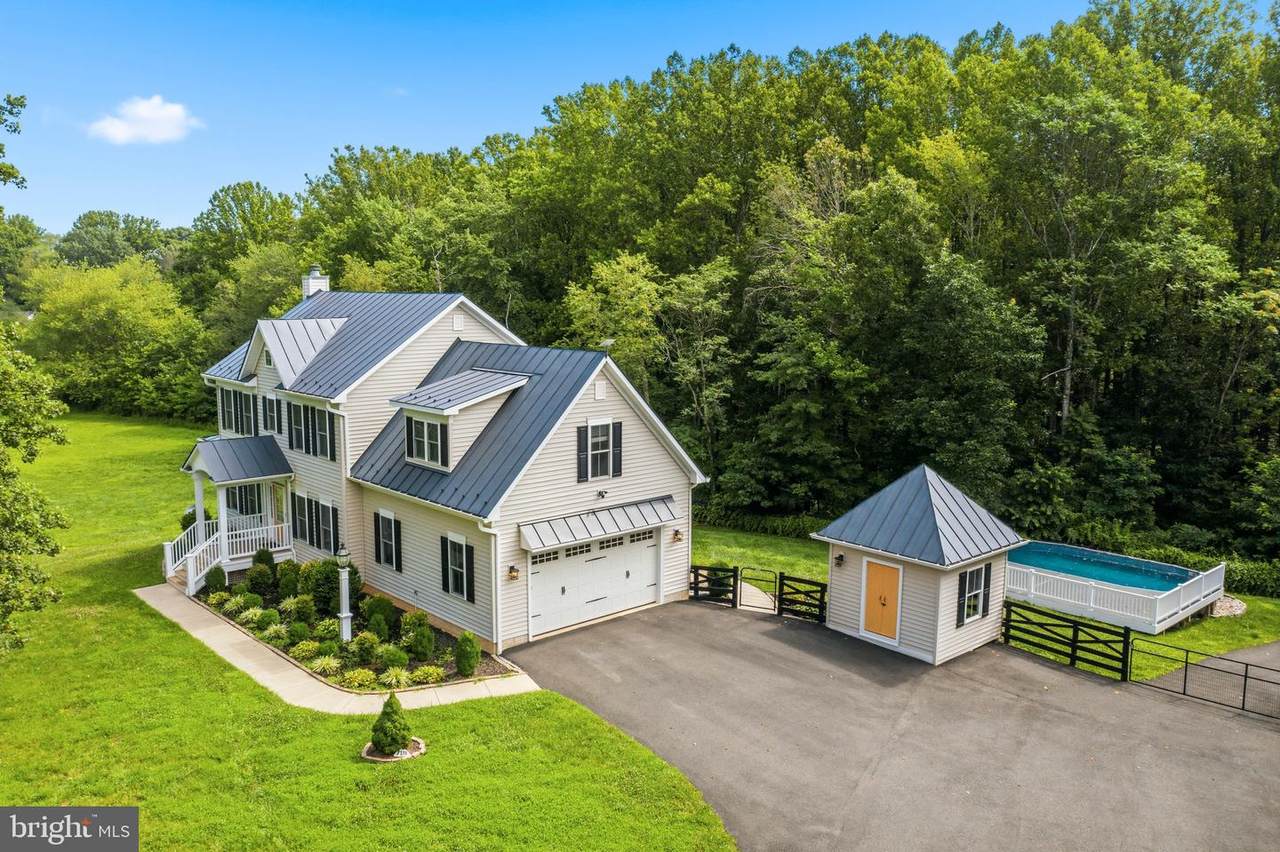 7135 Leeds Manor Road - Photo 1