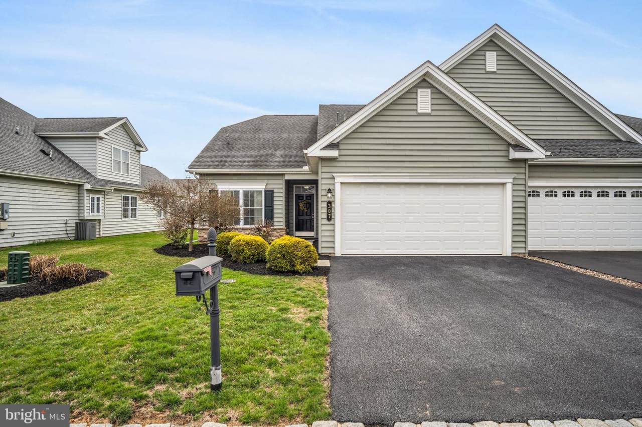 307 Valor Drive - Photo 1