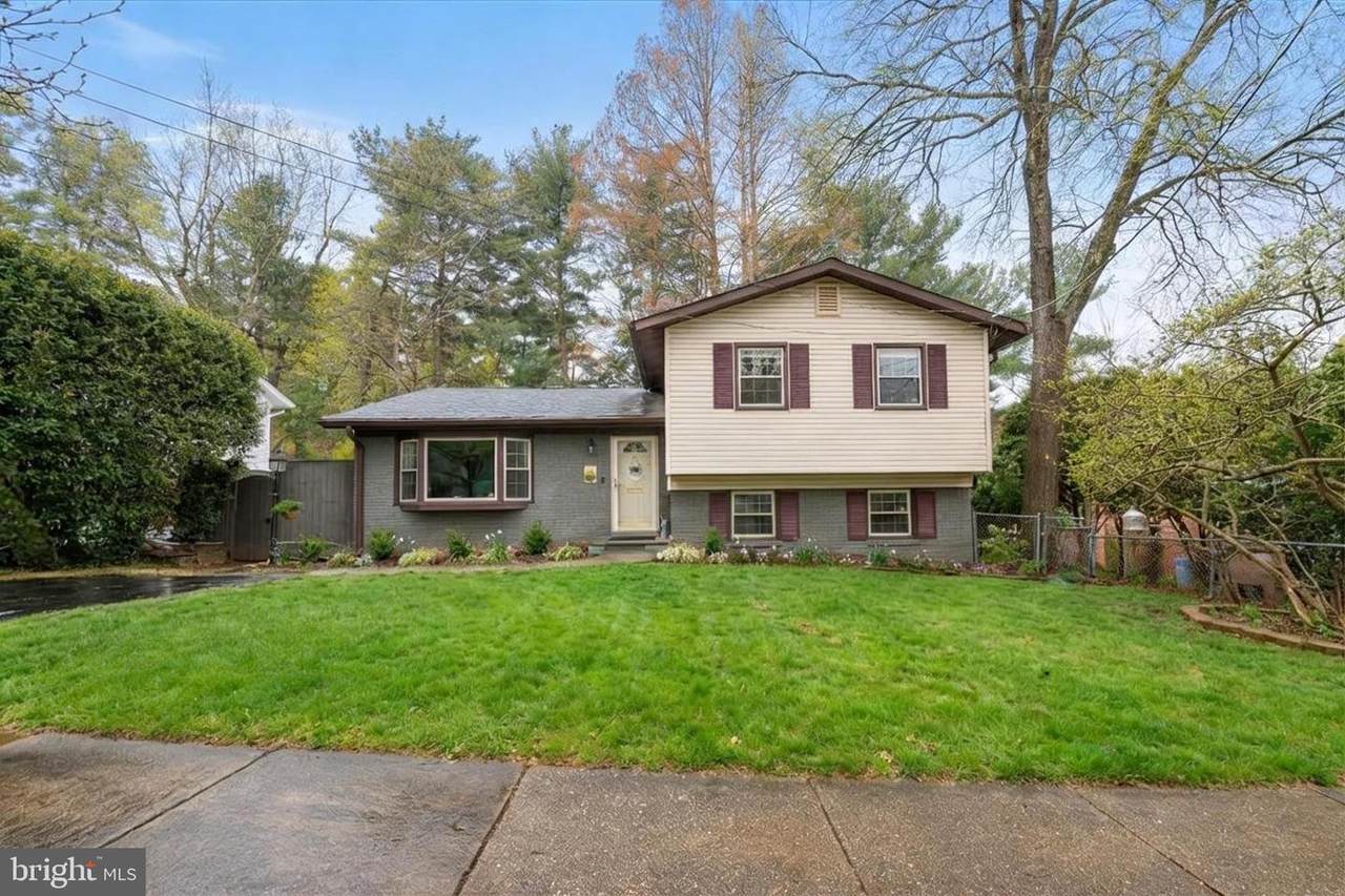 903 Leverton Road - Photo 1