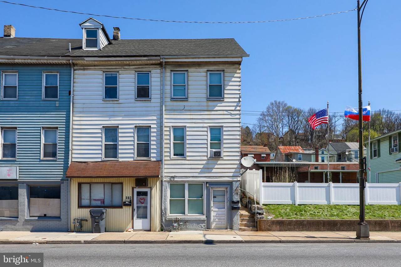 305 Front Street - Photo 1