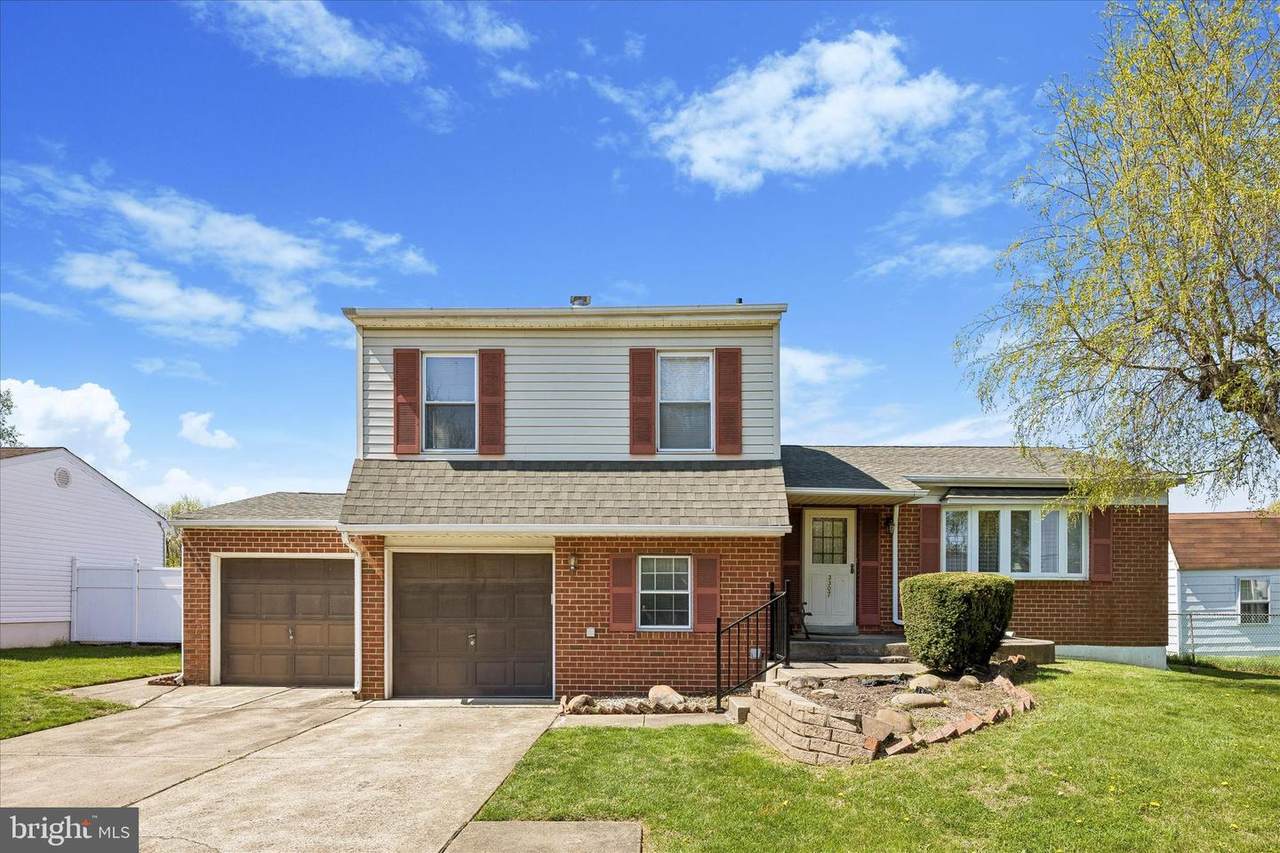 3307 Sweetbriar Place - Photo 1