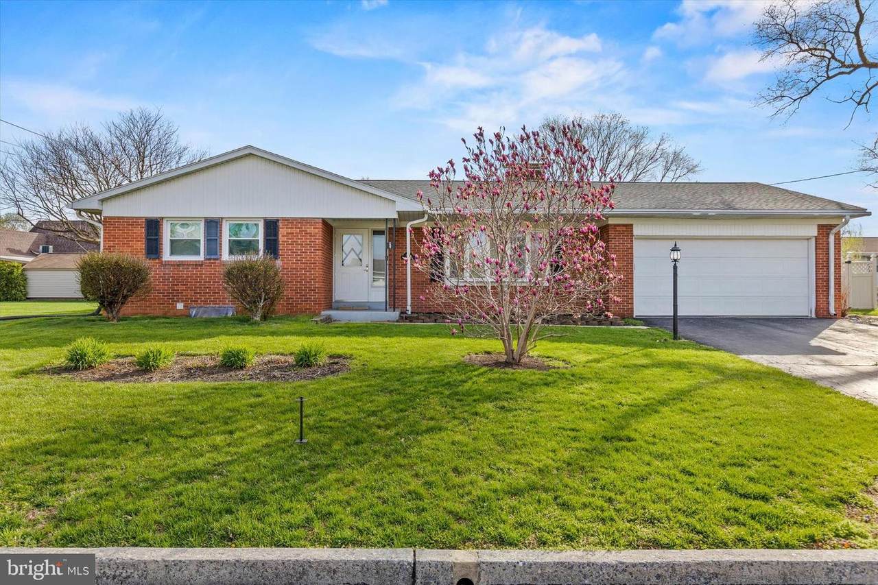 112 Kenmar Drive - Photo 1