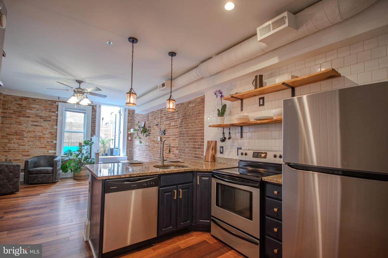 224 W Main St-202 - Photo 1