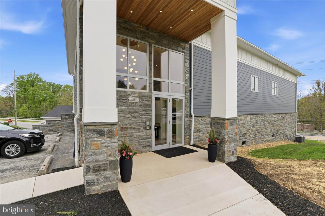 2090 Dutton Mill Road - Photo 1