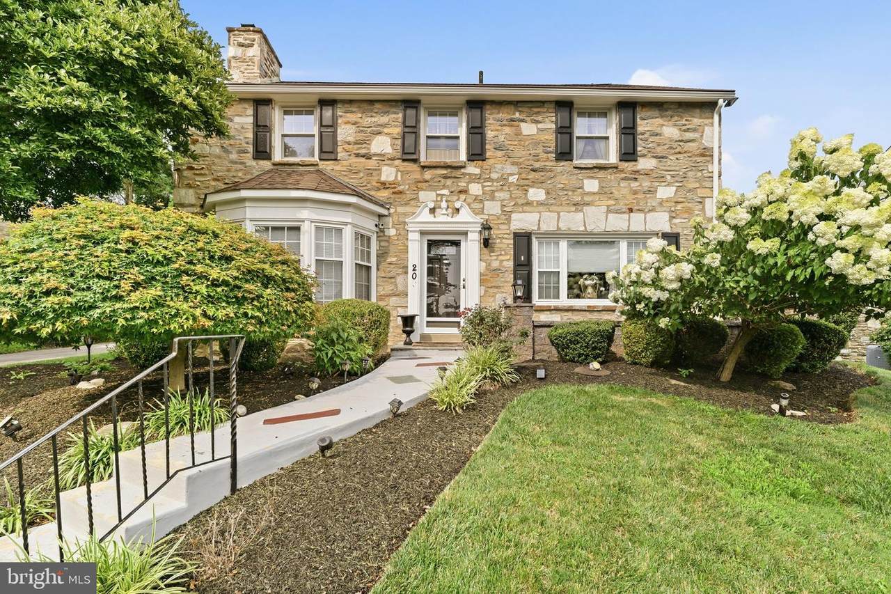 209 Windsor Avenue - Photo 1