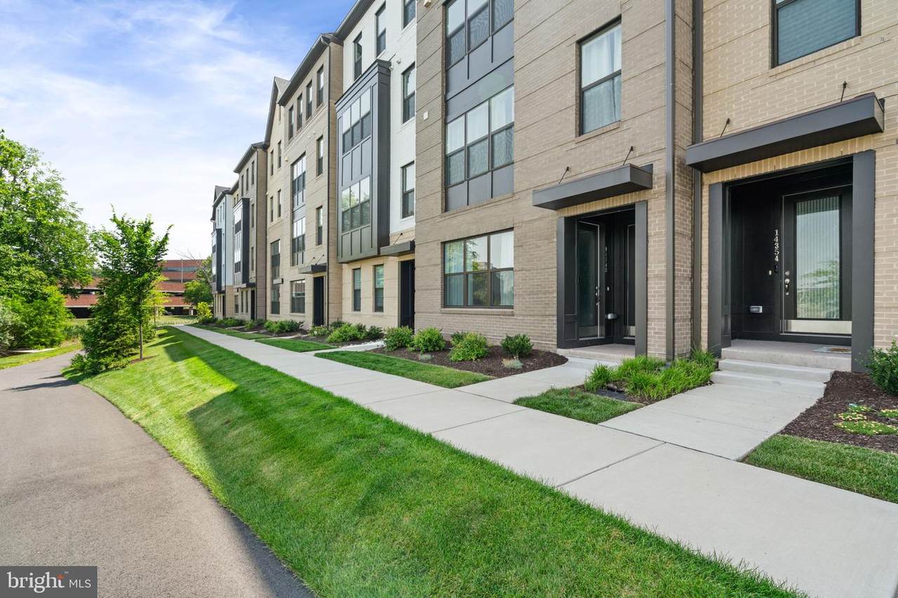 14350 Yesler Avenue - Photo 1