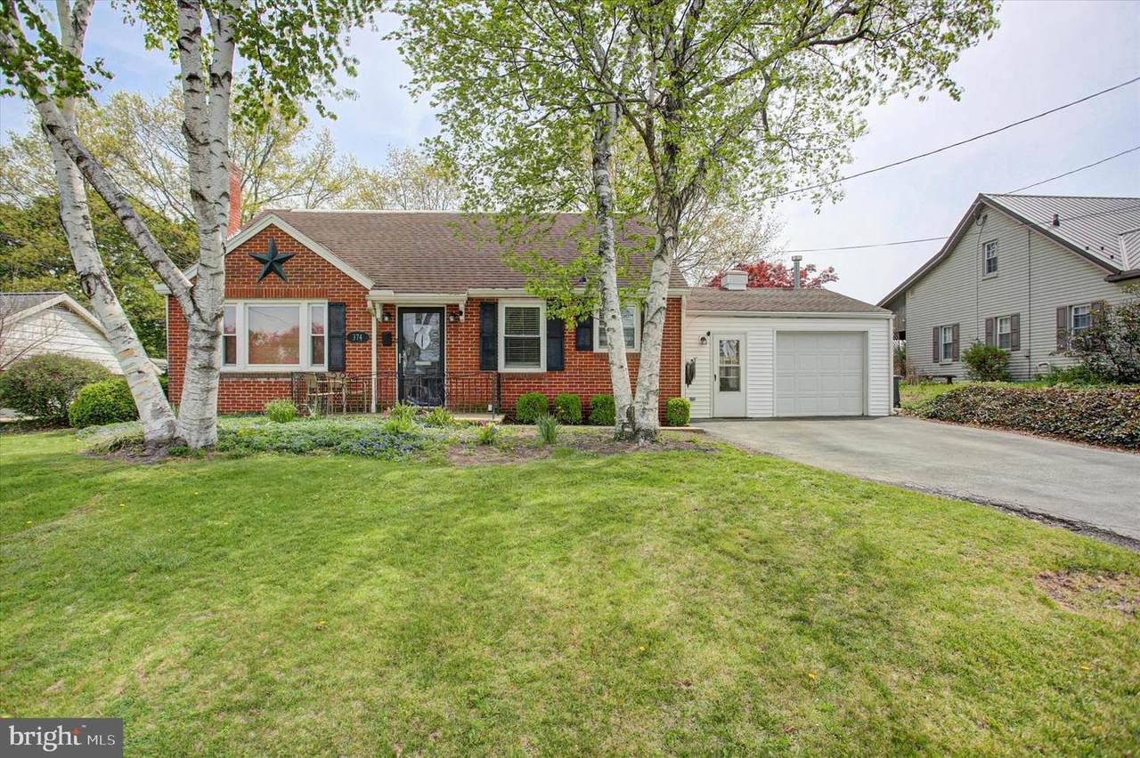 374 Glen Street - Photo 1