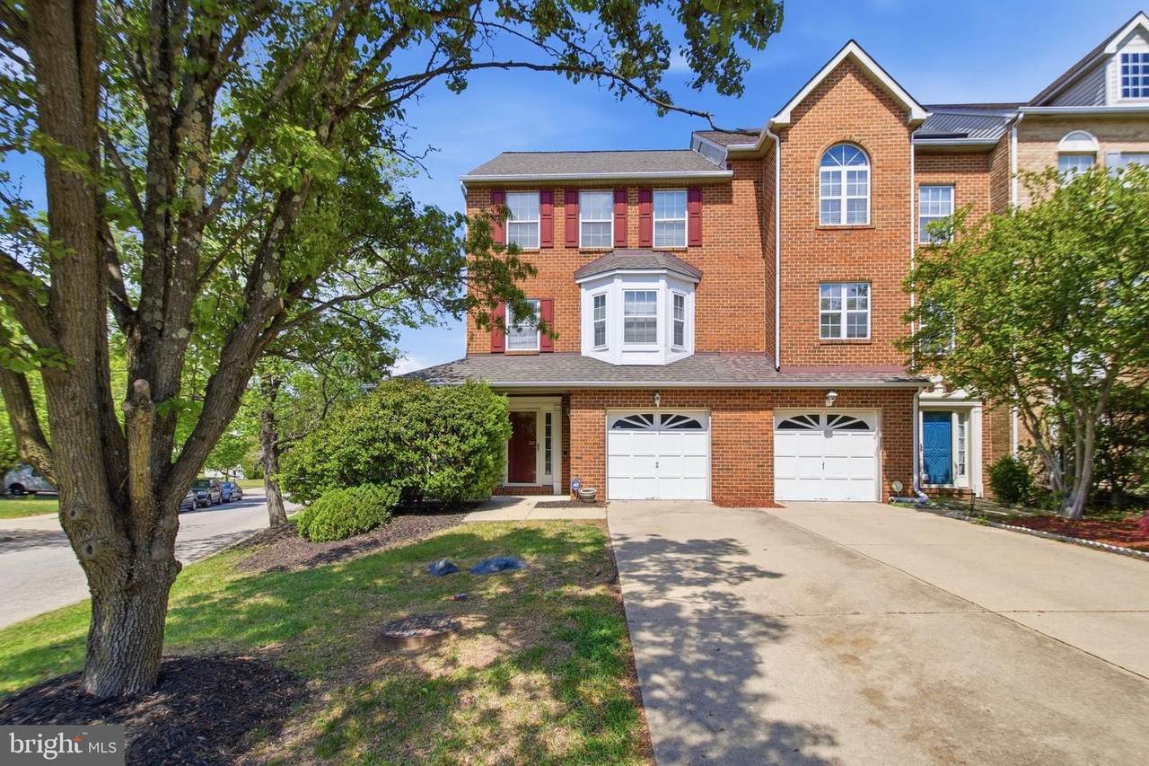 9089 Hardesty Drive - Photo 1
