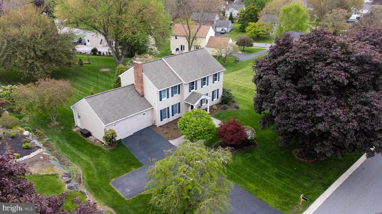 1115 Lofting Lane - Photo 1