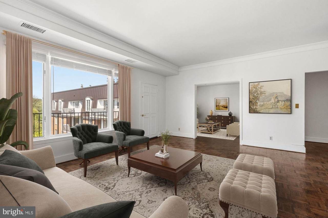 8101 Connecticut Avenue - Photo 1