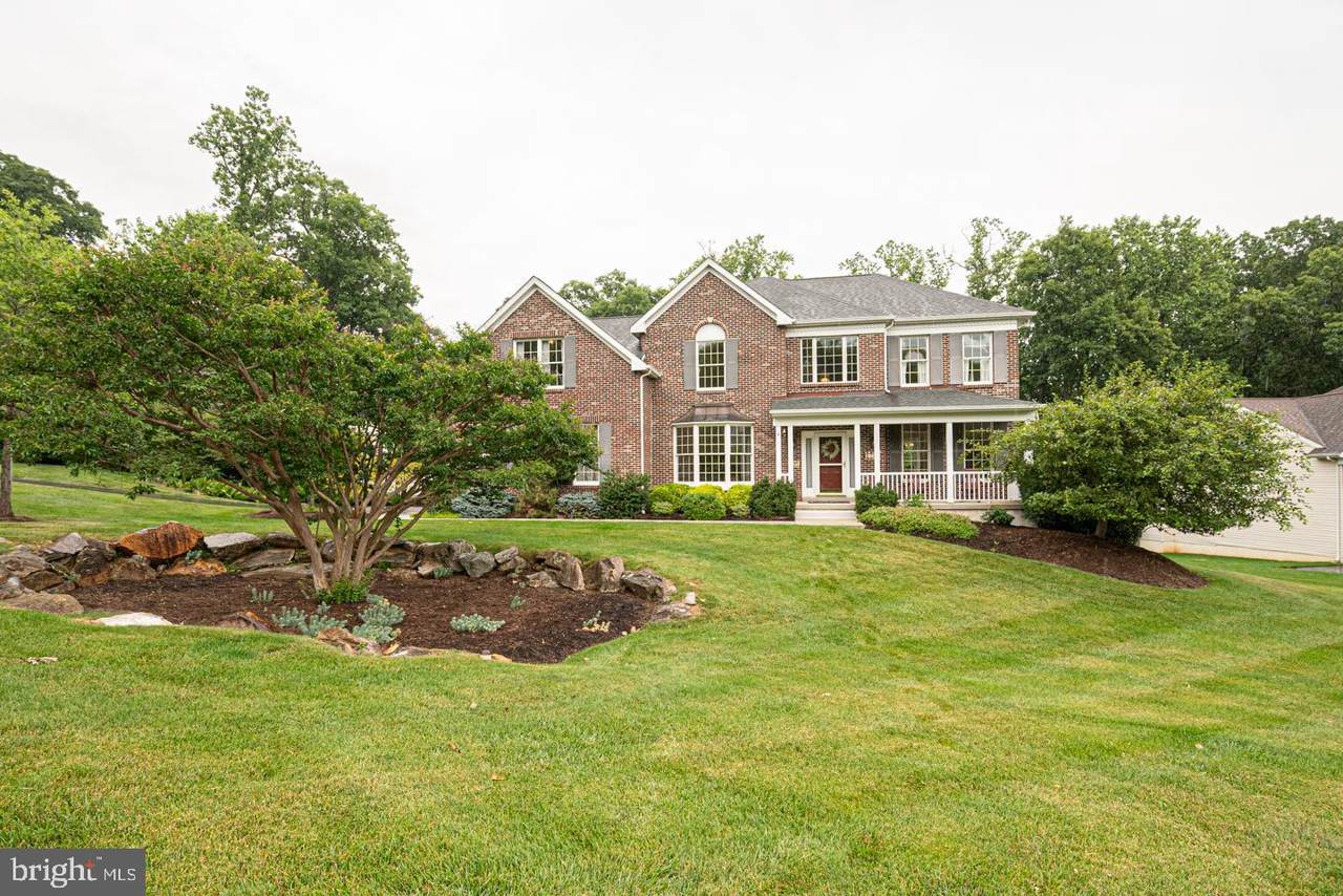 708 Dover Court Place - Photo 1