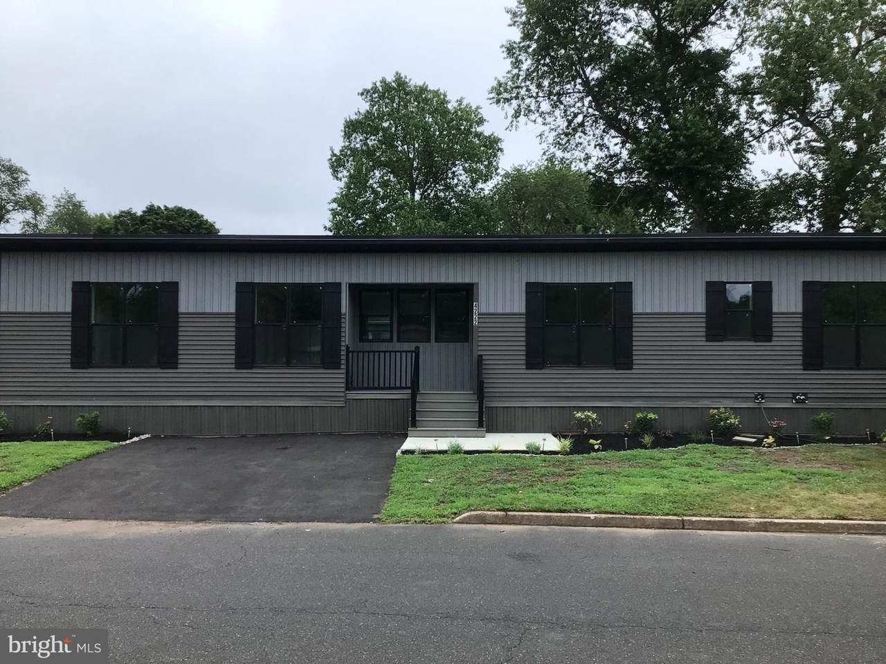 4222 Darby Drive - Photo 1