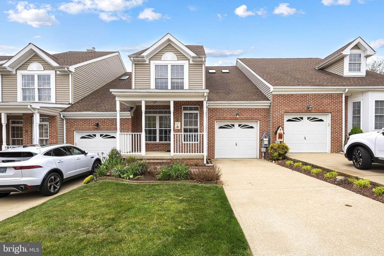 602 Beaver Falls Place - Photo 1