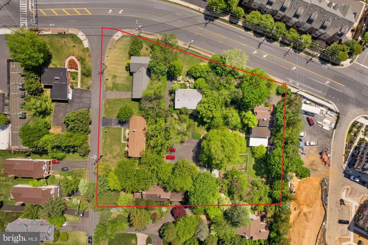  Chain Bridge Rd/Pathfinder Lane - Photo 1