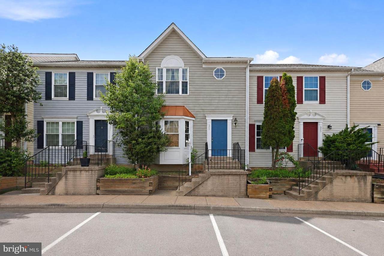 305 Moseby Court - Photo 1