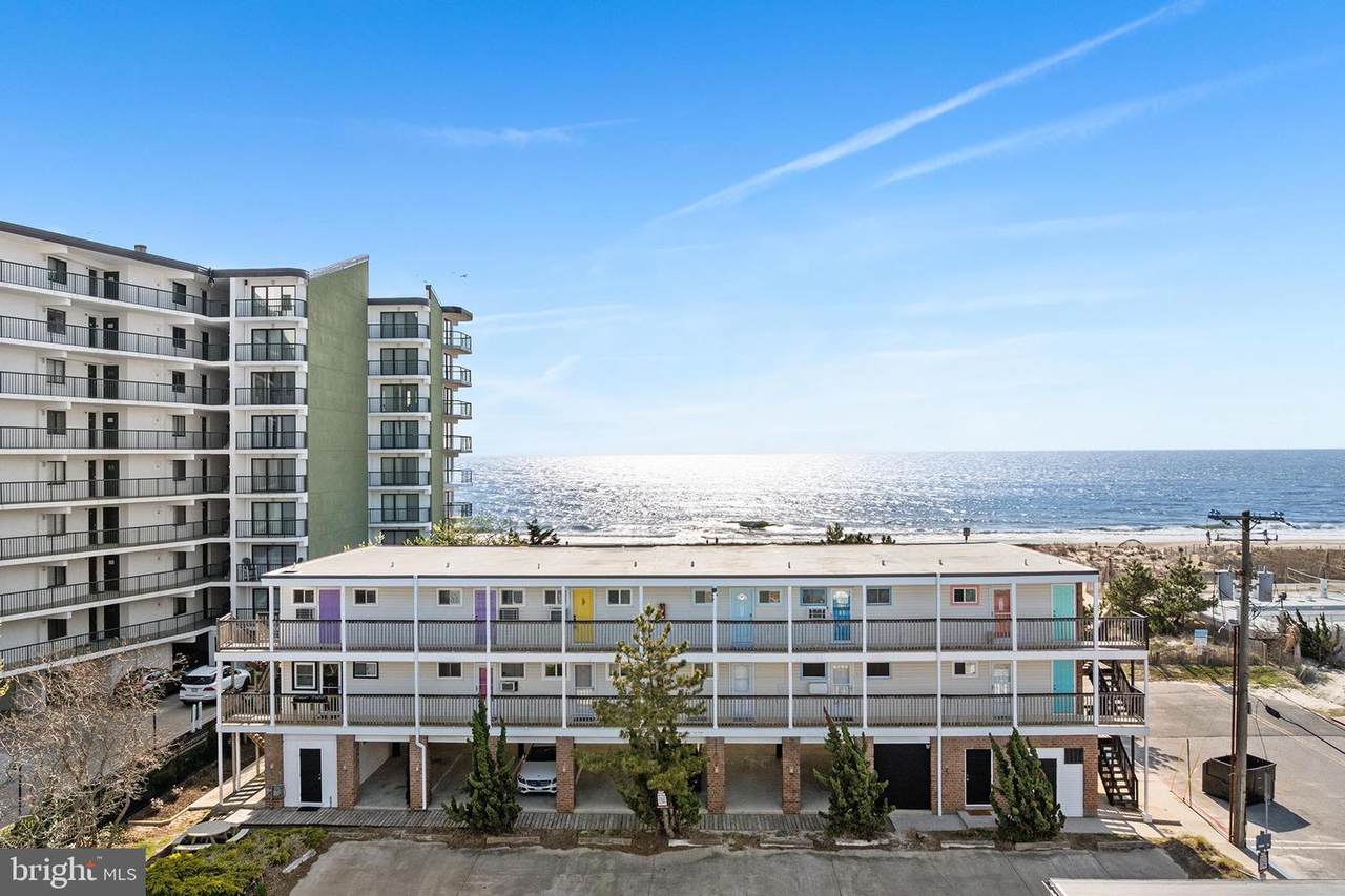 6 34TH Street - Photo 1