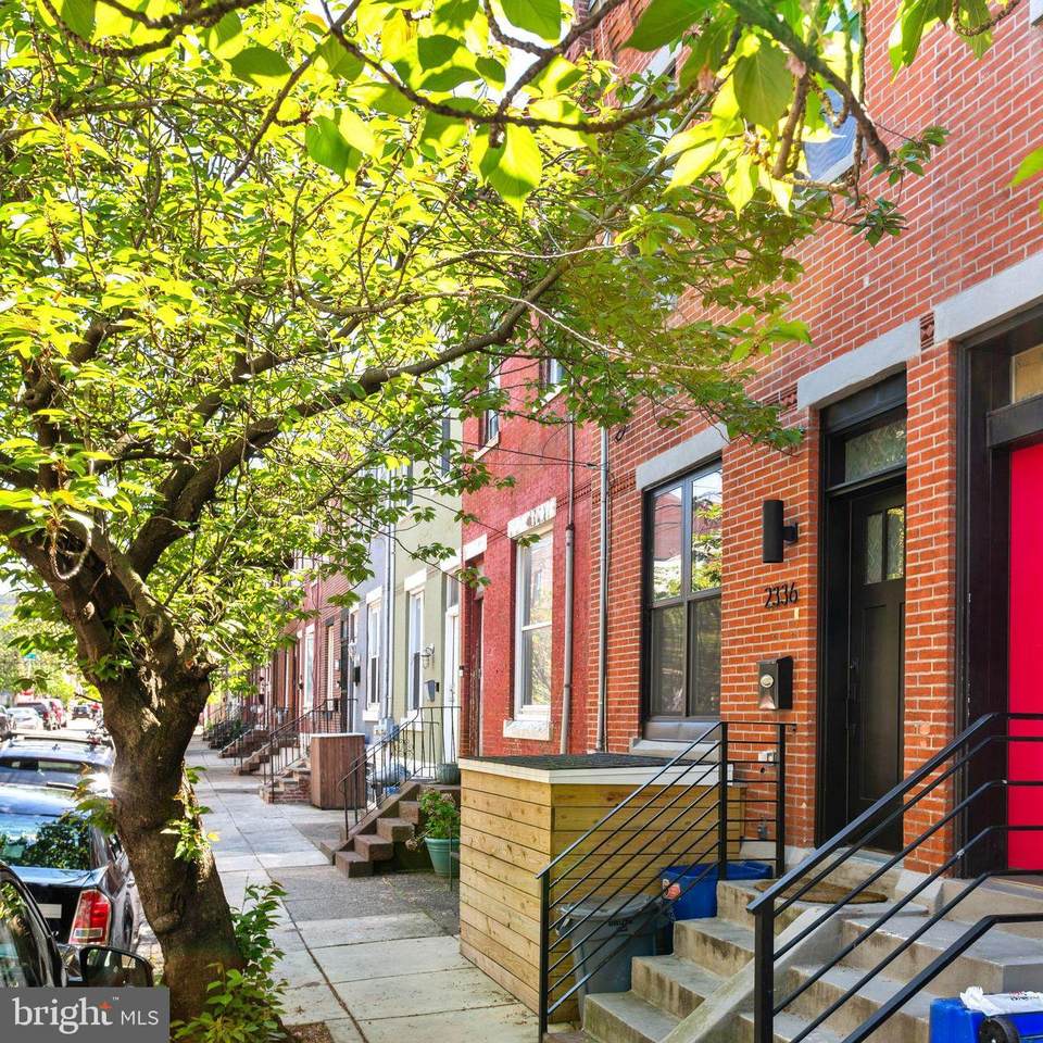 2336 Thompson - Photo 1