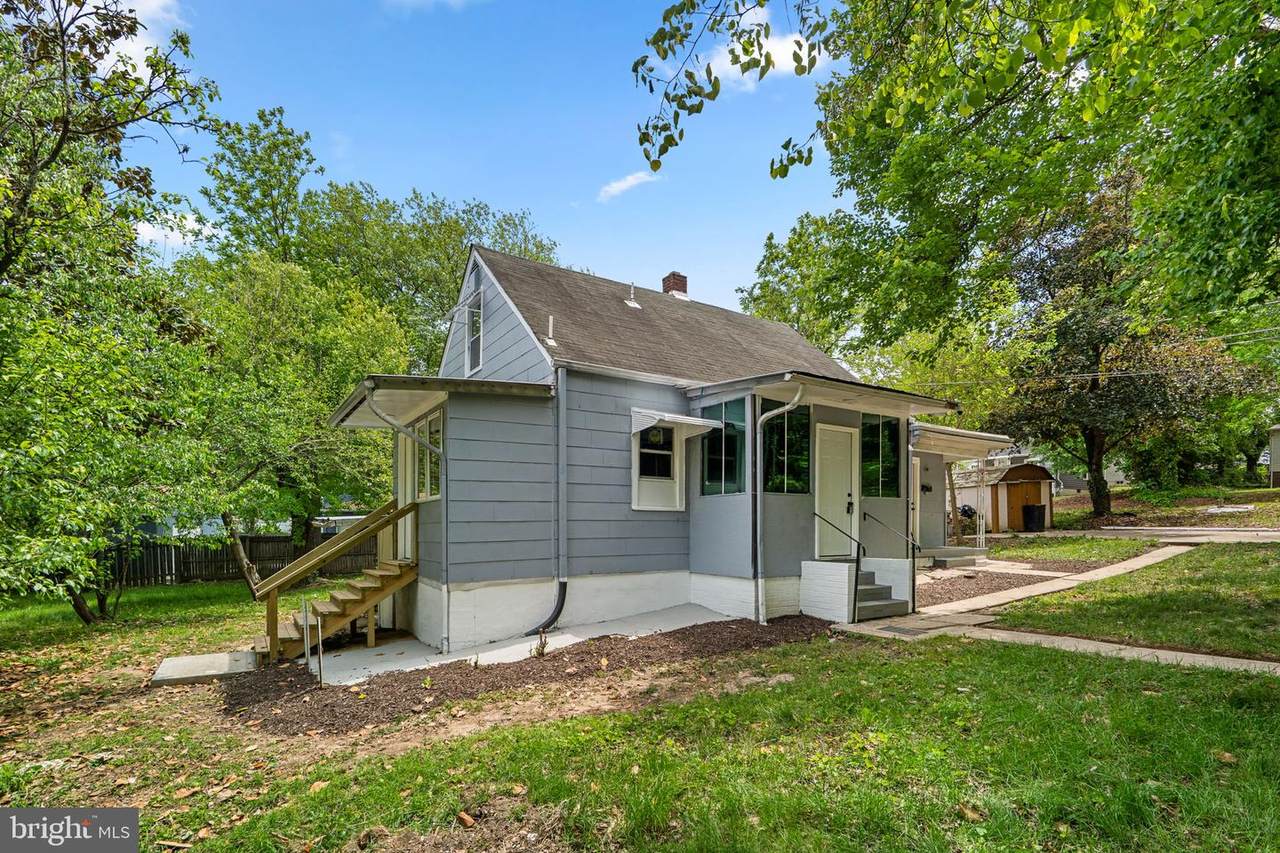 4010 Forest Grove - Photo 1