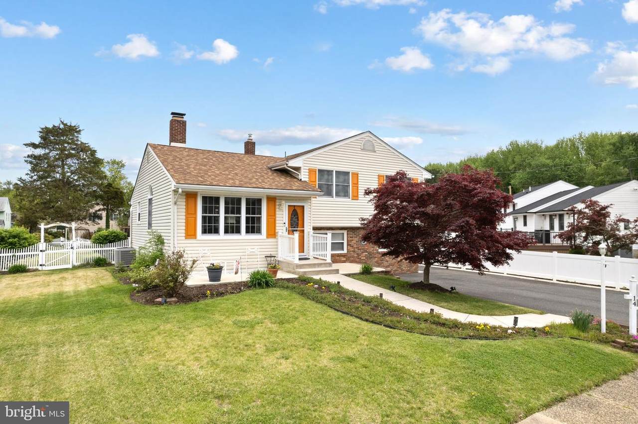 14 Reeves Road - Photo 1