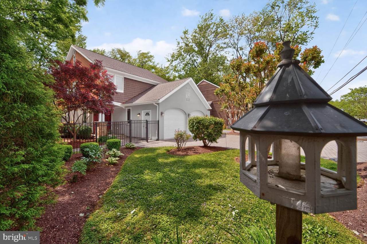 3420 Cohasset Avenue - Photo 1
