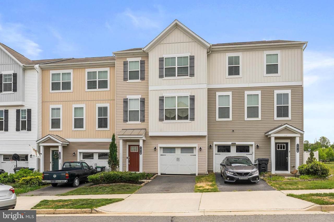 1418 Hudgins Farm Circle - Photo 1