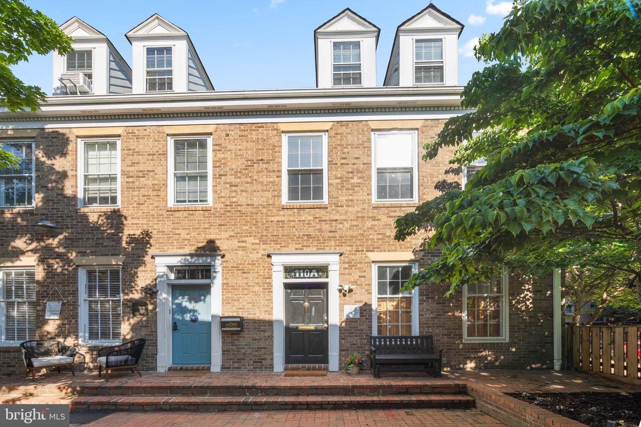 110 Columbus Street - Photo 1