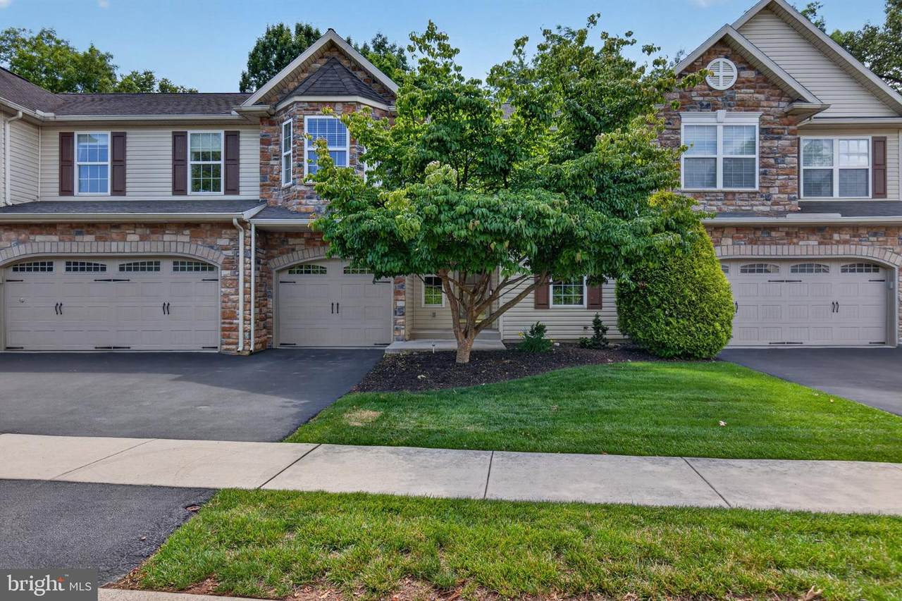 103 Pin Oak Court - Photo 1