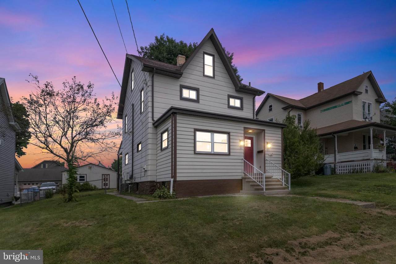 233 Columbus Avenue - Photo 1