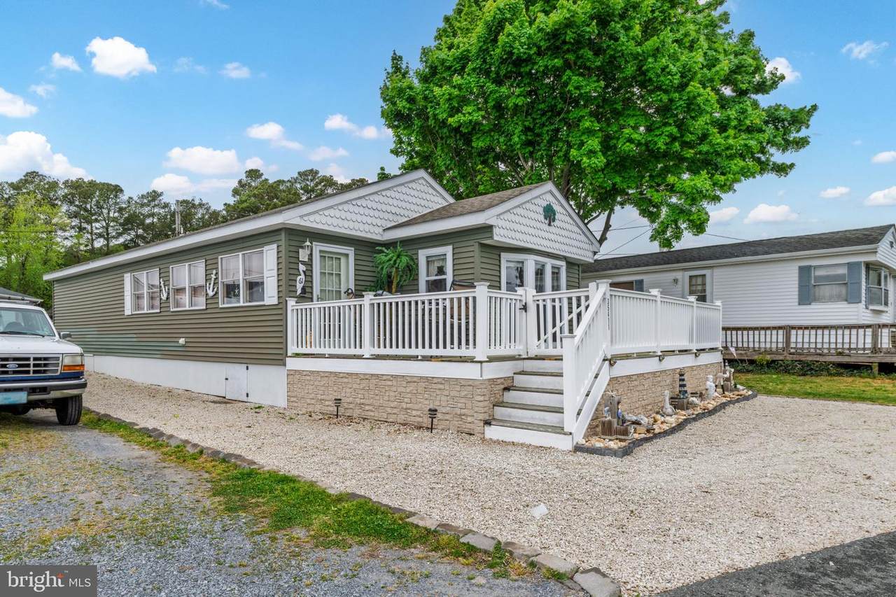 35411 River Drive - Photo 1