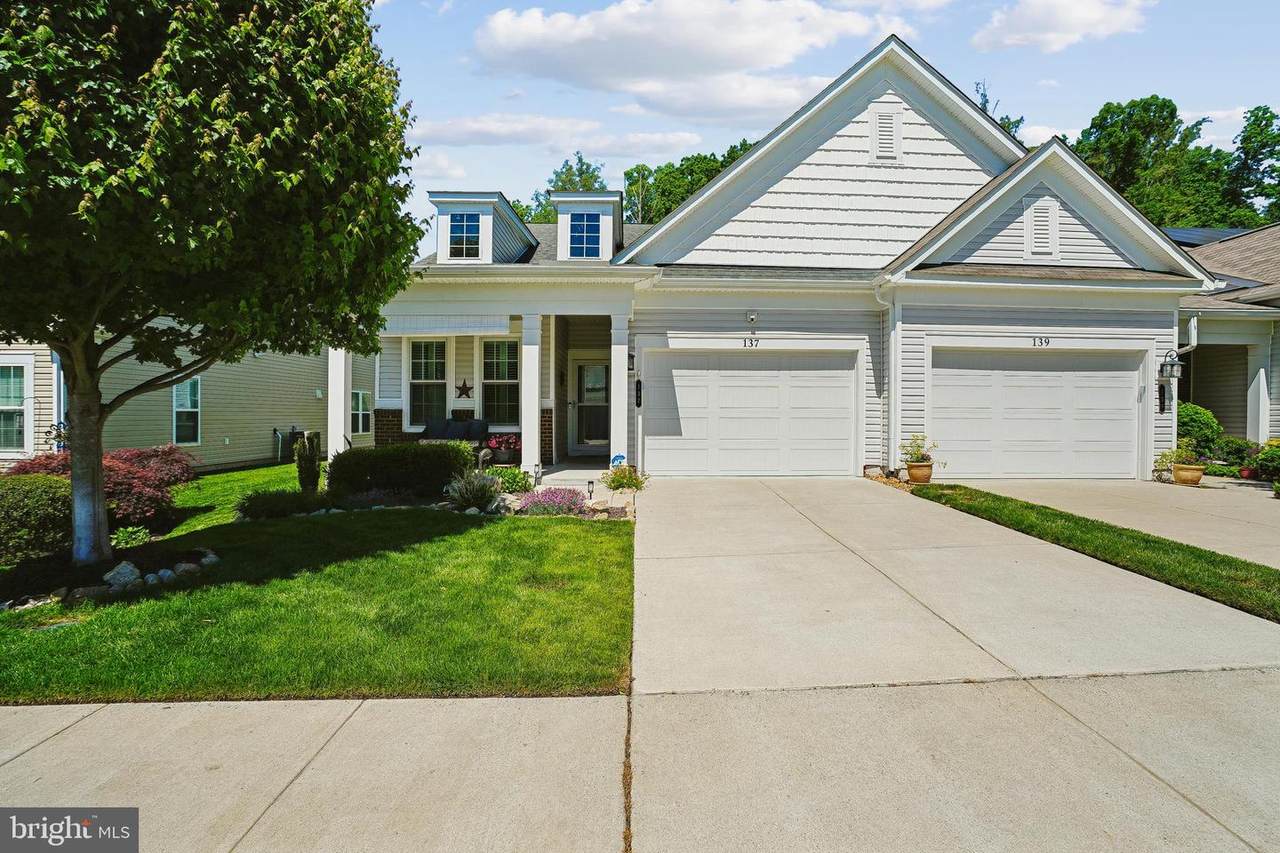 137 Long Point Drive - Photo 1
