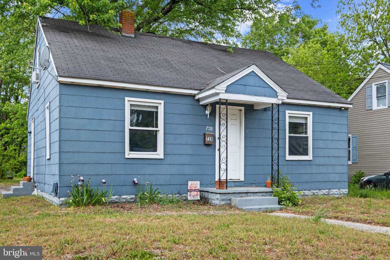 728 Jackson Street - Photo 1