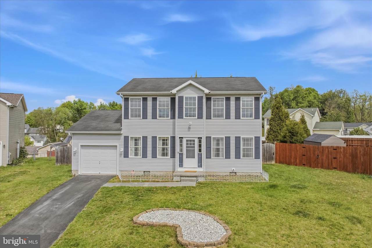 220 Burdette Drive - Photo 1
