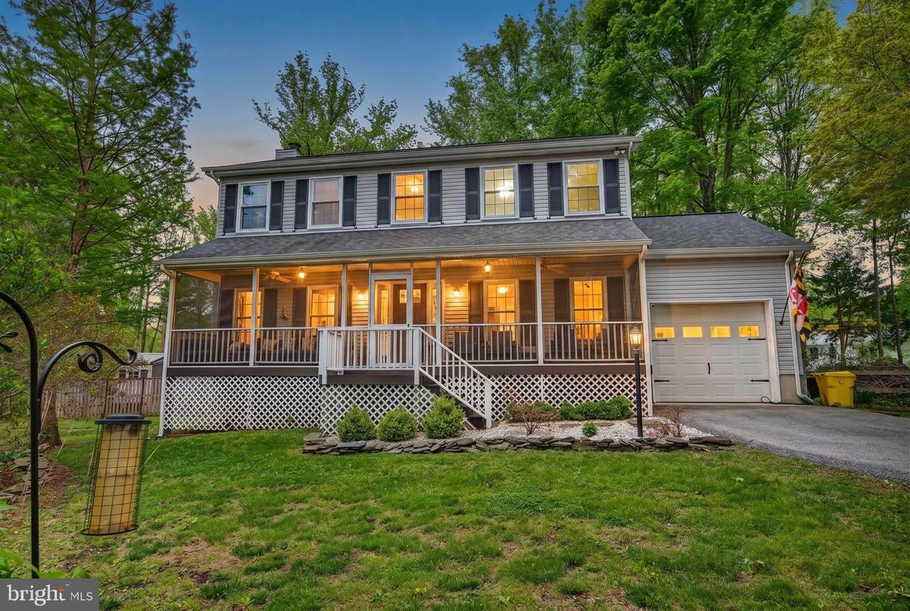 1221 Cove Drive - Photo 1